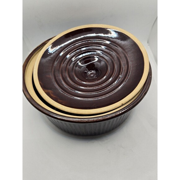 Vtg Dark Brown Stoneware Casserole w/lid Ribbed Design USA Made 8 1/4" D x 3.5" - Picture 8 of 10